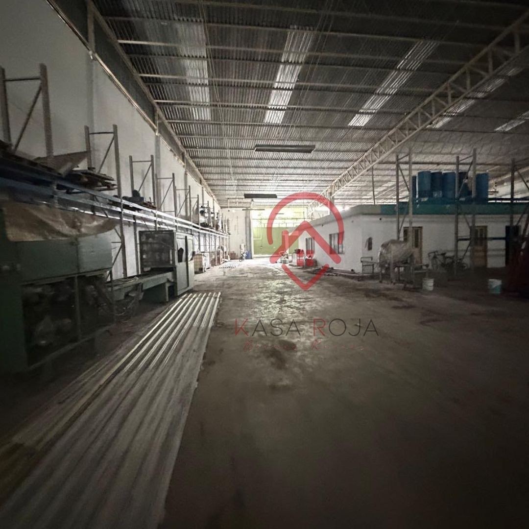 Industrial Warehouse in Los Reyes, Juárez, photo 3 of 13