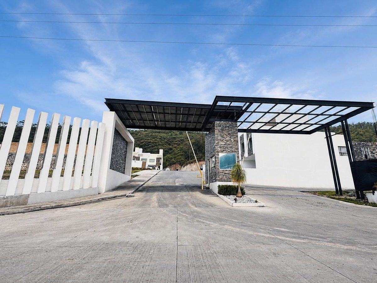 Casa en Valle de Mil Cumbres, Morelia, foto 2 de 32