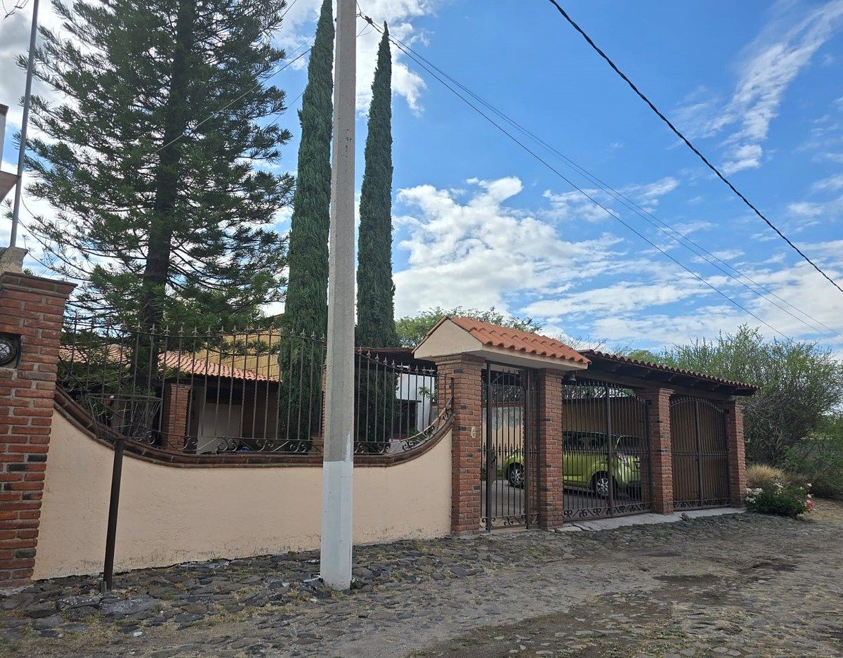 House in Gated Community in Campestre Huertas La Joya, Querétaro, photo 4 of 13