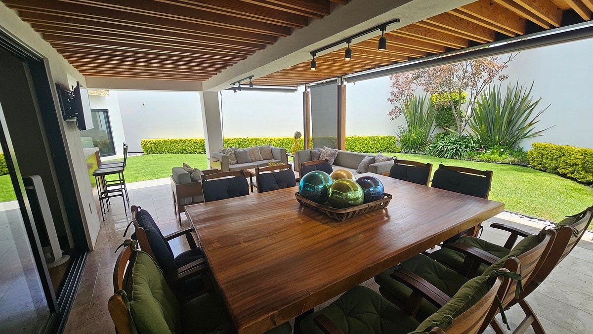 Venta Jurica ¡Impecable, moderna y lista para habitar! ✨