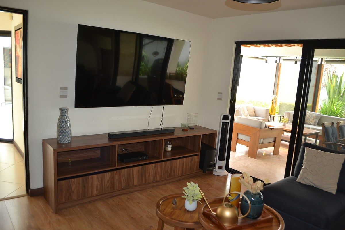 Sala T.V., foto 49 de 50