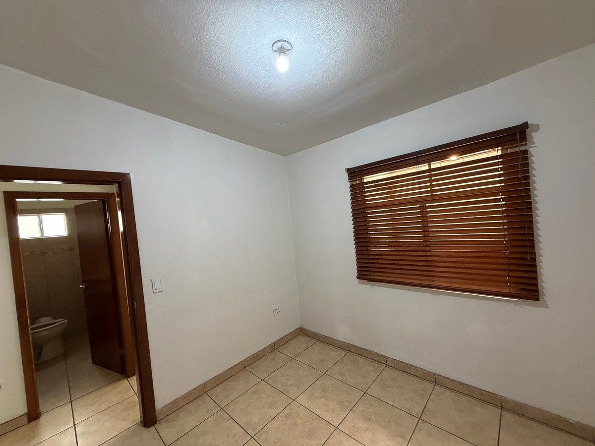House in Villa Fontana XIV, Tijuana, photo 24 of 36