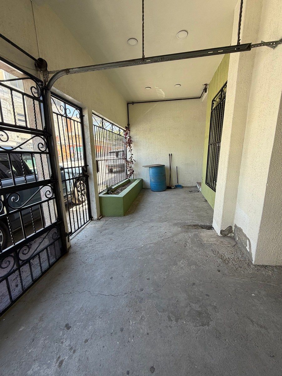 House in Villa Fontana XIV, Tijuana, photo 34 of 36