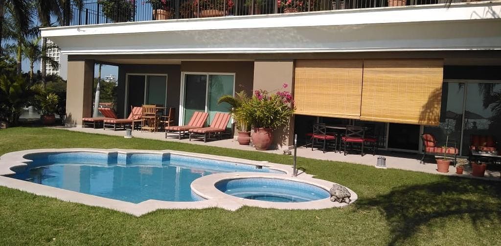 Venta de villa en Grand Venetian Puerto Valllarta, foto 1 de 4