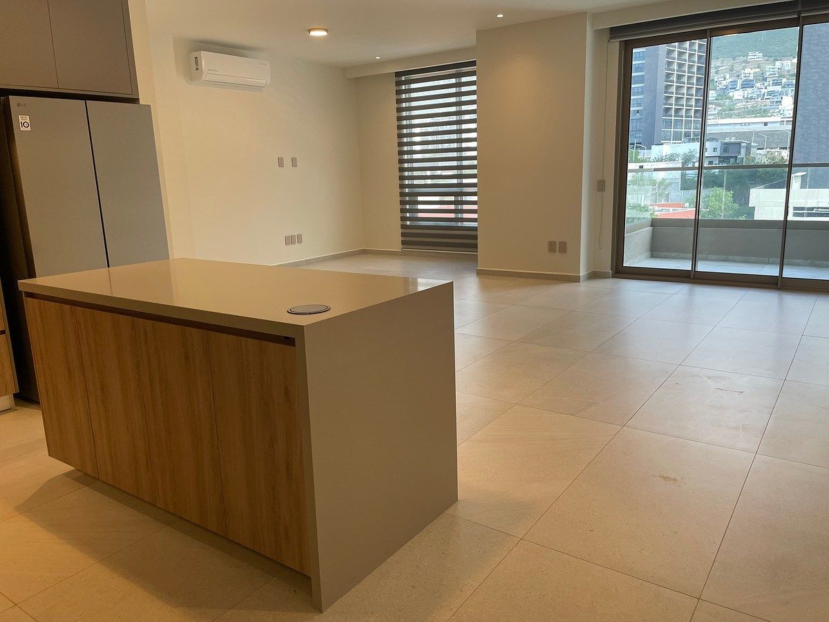 Apartment in Zona Valle Poniente, San Pedro Garza García, photo 2 of 33
