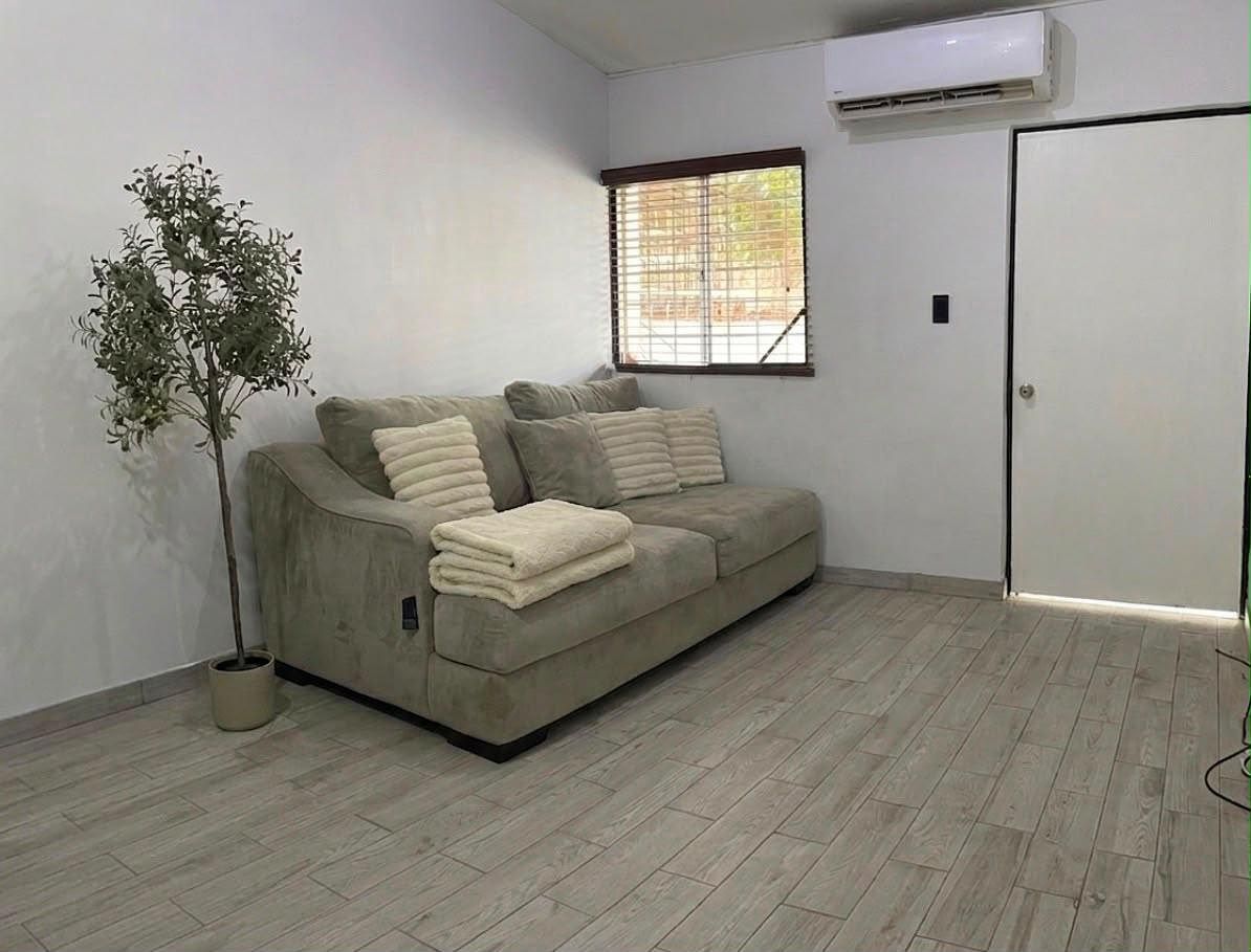 House in Villas del Real, Mexicali, photo 5 of 9