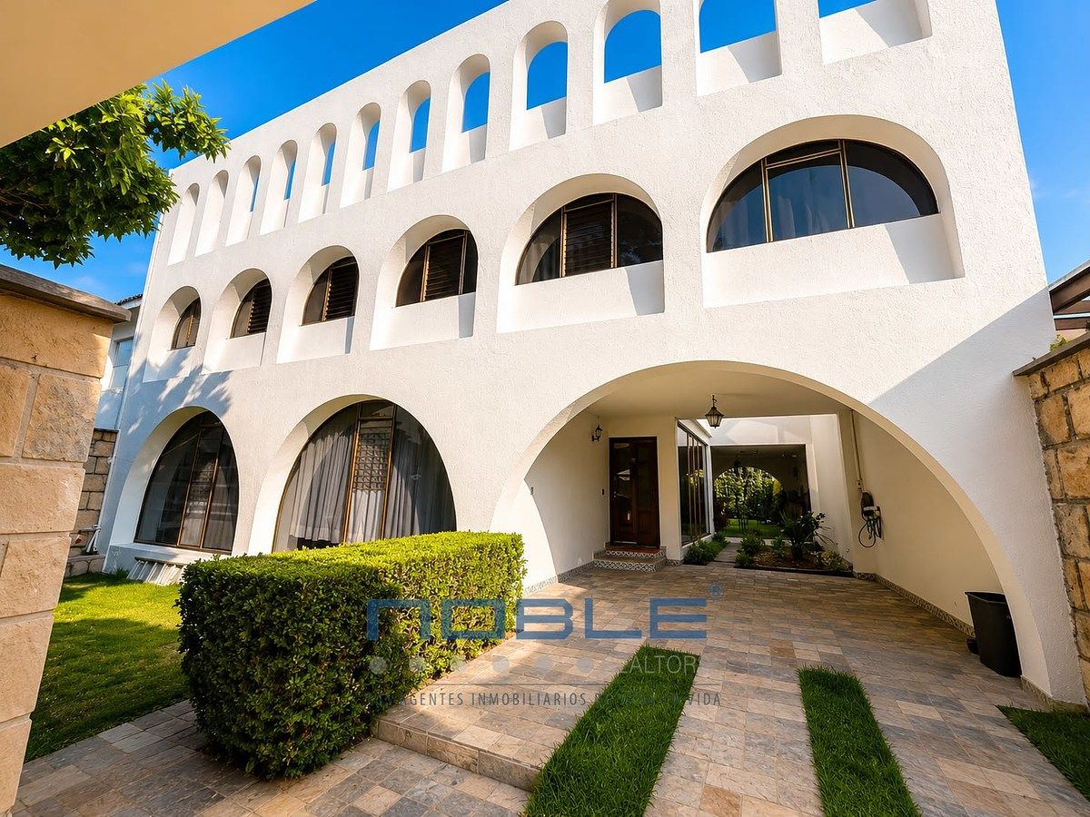 CASA EN VENTA - BOSQUE DE LA HERRADURA, foto 1 de 14
