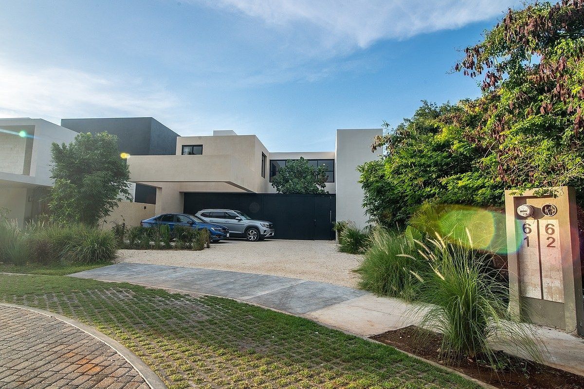 Casa en venta ubicada en privada Compostela, foto 1 de 25