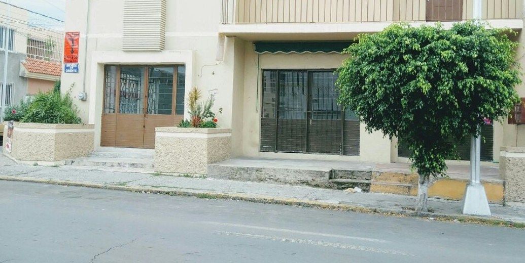 LOCAL EN RENTA EN EL CARMEN, foto 1 de 6