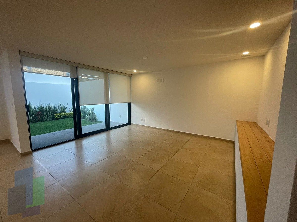 Casa en venta en Altos Juriquilla con amenidades, foto 1 de 15