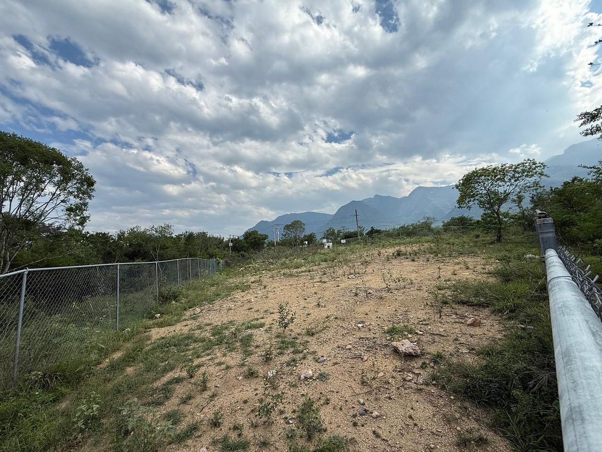 Terreno en Huajuquito O los Cavazos, Santiago, foto 4 de 5