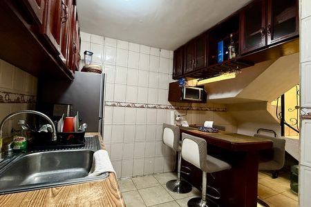 CASA AMUEBLADA EN RENTA EN LOMAS DE INDEPENDENCIA