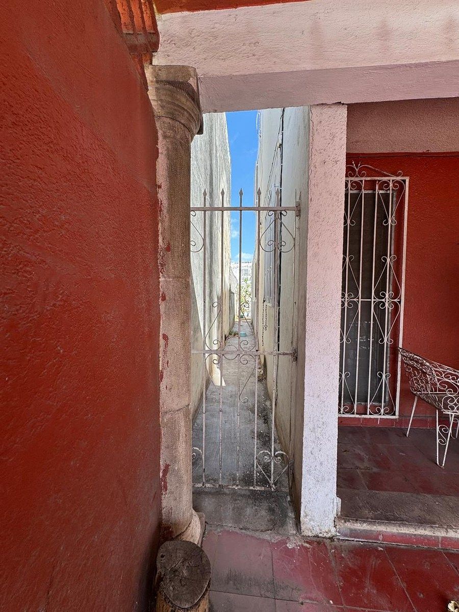 House in Las Brisas, Mérida, photo 4 of 18
