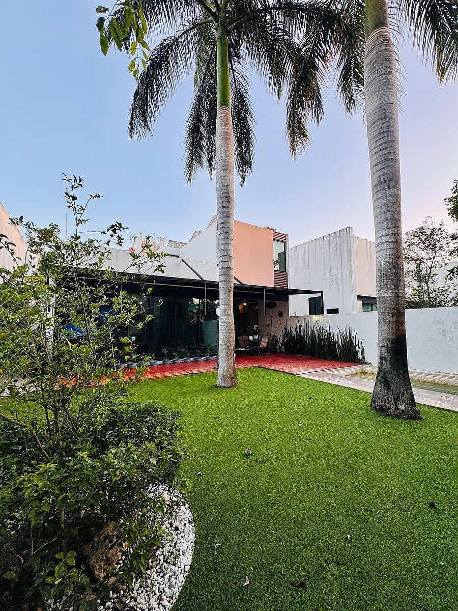 ITMLS ALUGA Casa 2 andares 3 Quartos - PAINÉIS SOLARES Parque Central Cholul, foto 1 de 36