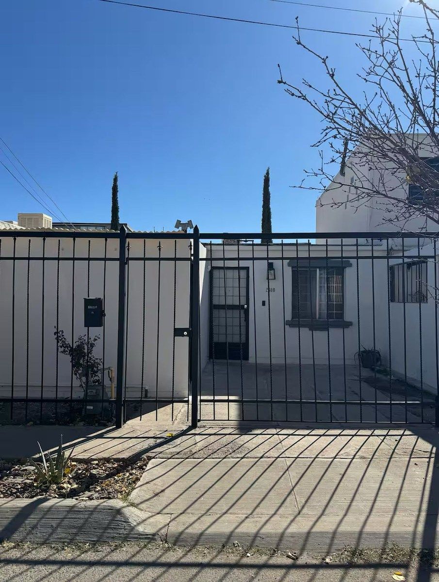 Rent of a fully furnished one-story house in Cosmos neighborhood, photo 1 of 10