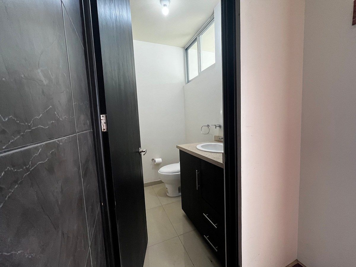 Casa em condomínio fechado em Milenio III, Querétaro, foto 4 de 28