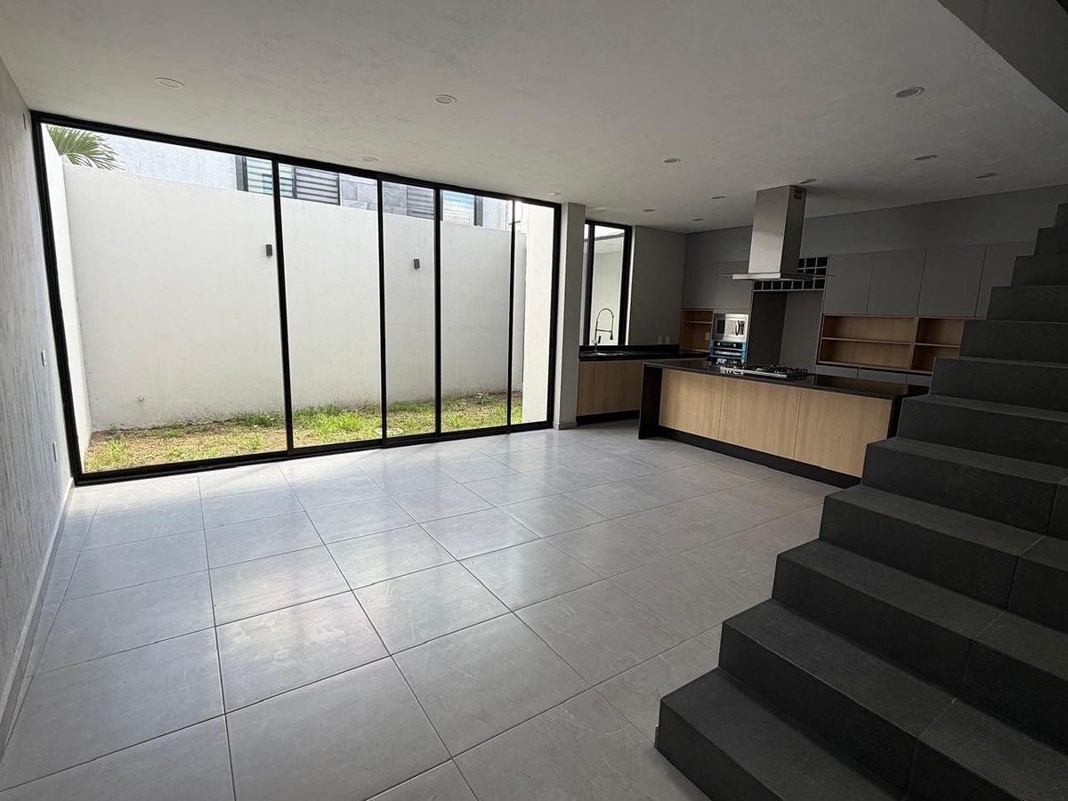 Casa em Sendero las Moras, Tlajomulco de Zúñiga, foto 2 de 17