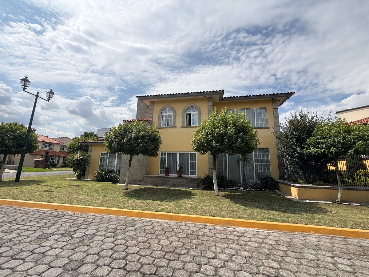 Venta de Casa en Metepec La Providencia, foto 1 de 33