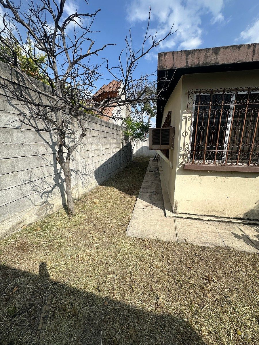 House in Colinas de San Jerónimo, Monterrey, photo 24 of 38