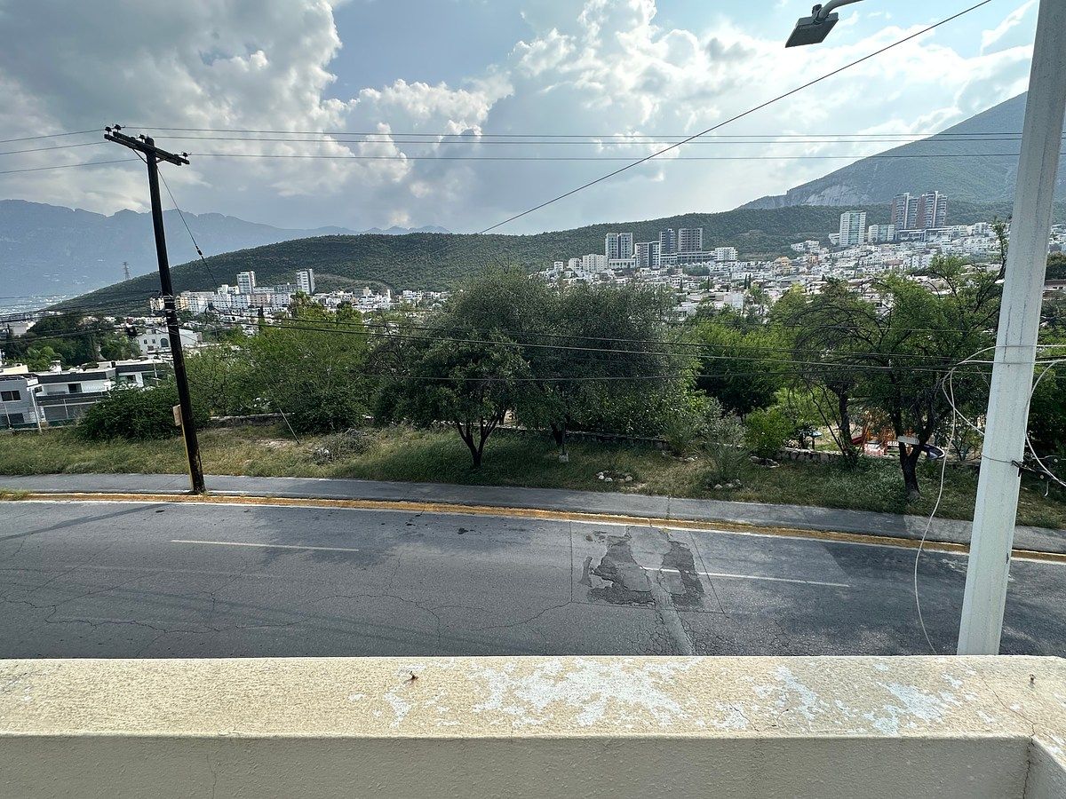 House in Colinas de San Jerónimo, Monterrey, photo 29 of 38
