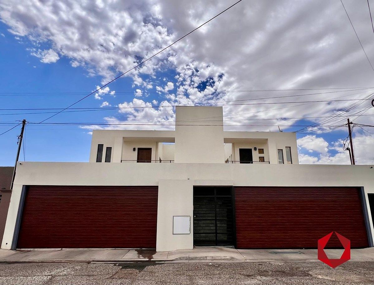 Departamento à Venda na Colônia Pro Hogar, foto 1 de 22