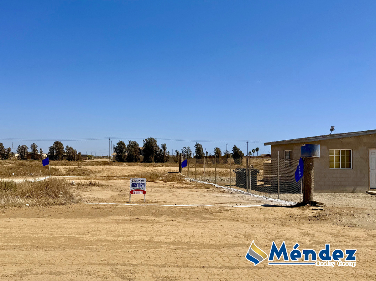 Terreno de 250m2 con título, próximamente luz y en comunidad ya poblada
