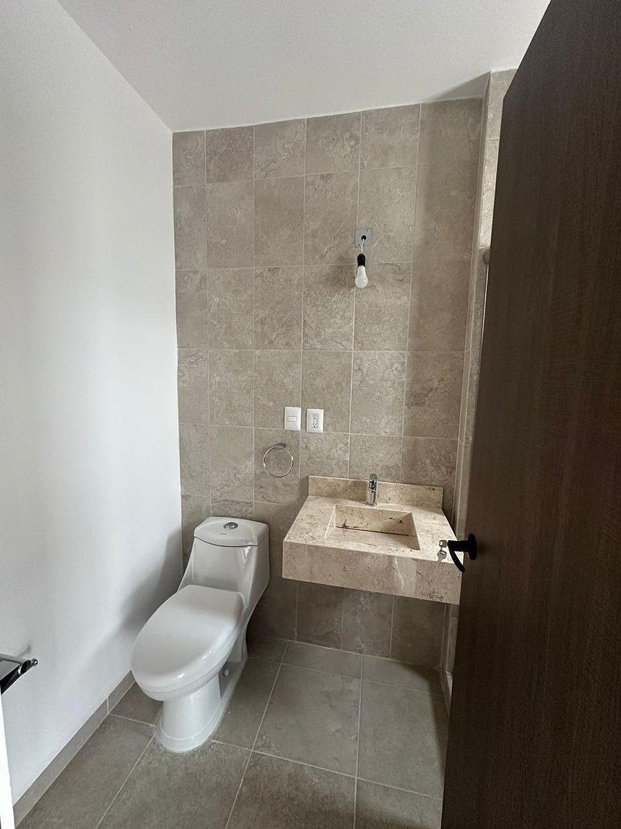 Casa en Lagunillas, León, foto 12 de 19