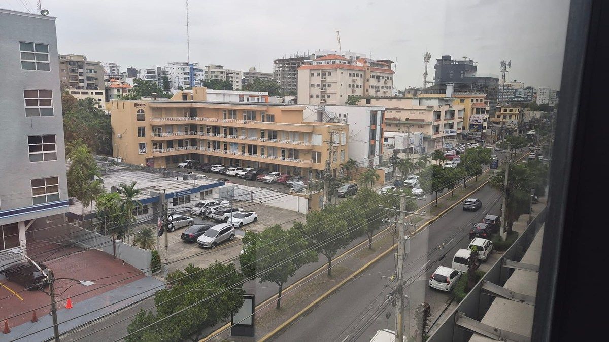 Oficina en Bella Vista, Santo Domingo Centro (Distrito Nacional), foto 12 de 16