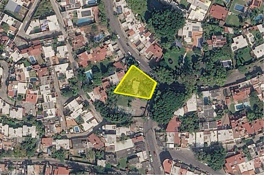TERRENO VENTA JARDINES DE CUERNAVACA / ESQUINA / 835 m2, photo 1 of 10