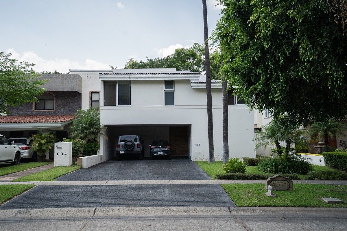 House in Valle Real, photo 1 of 43