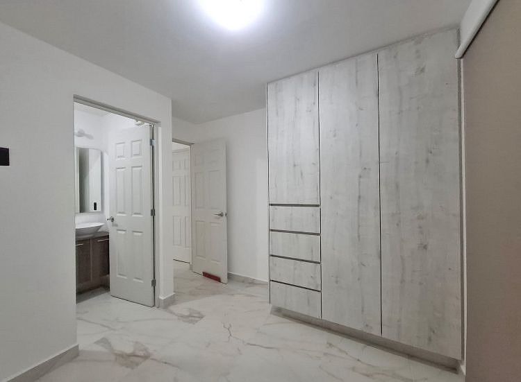 3 BEDROOM APARTMENT IN ZARU, photo 1 of 7