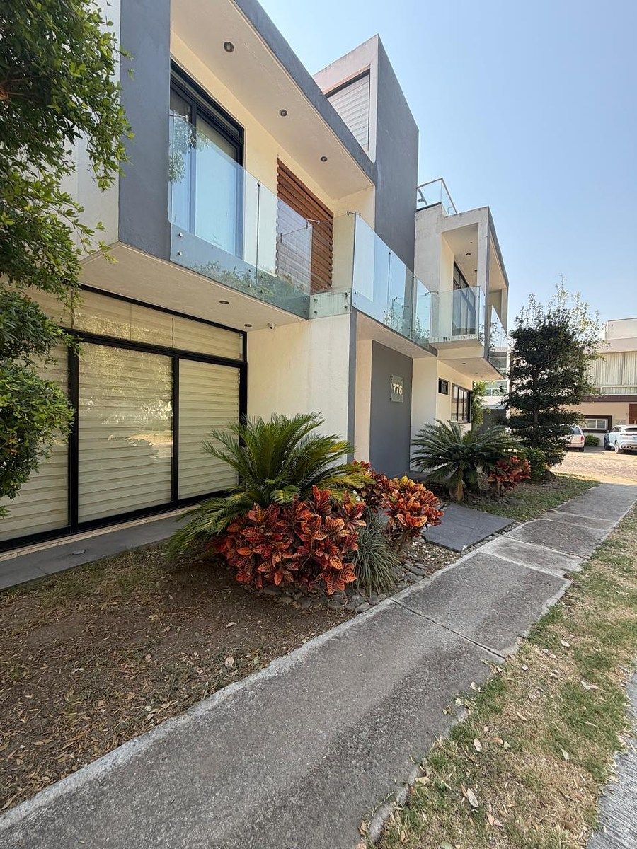 CASA EN VENTA/RENTA EN LA RIOJA - foto 3