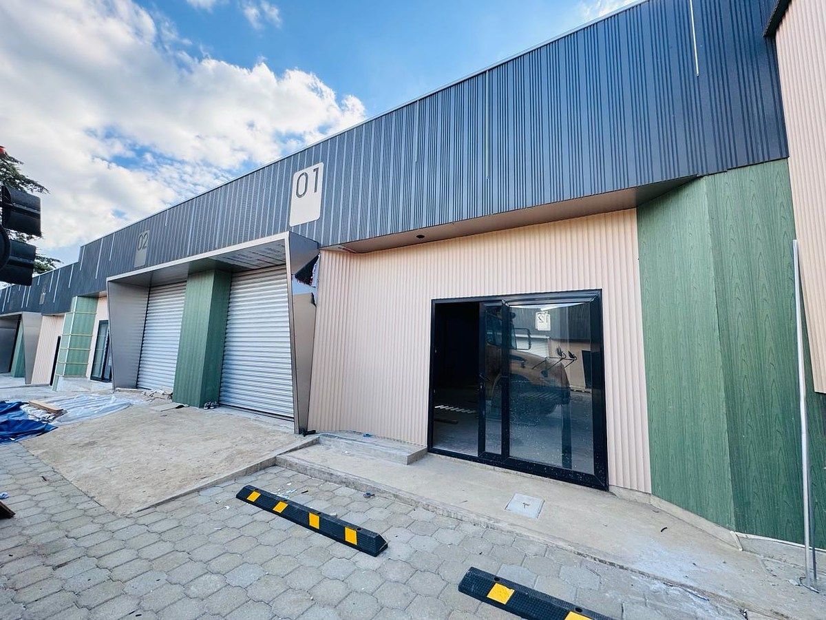 OFIBODEGA EN ALQUILER EN CAES Complejo Comercial ARIKA | Km. 17.5 CAES