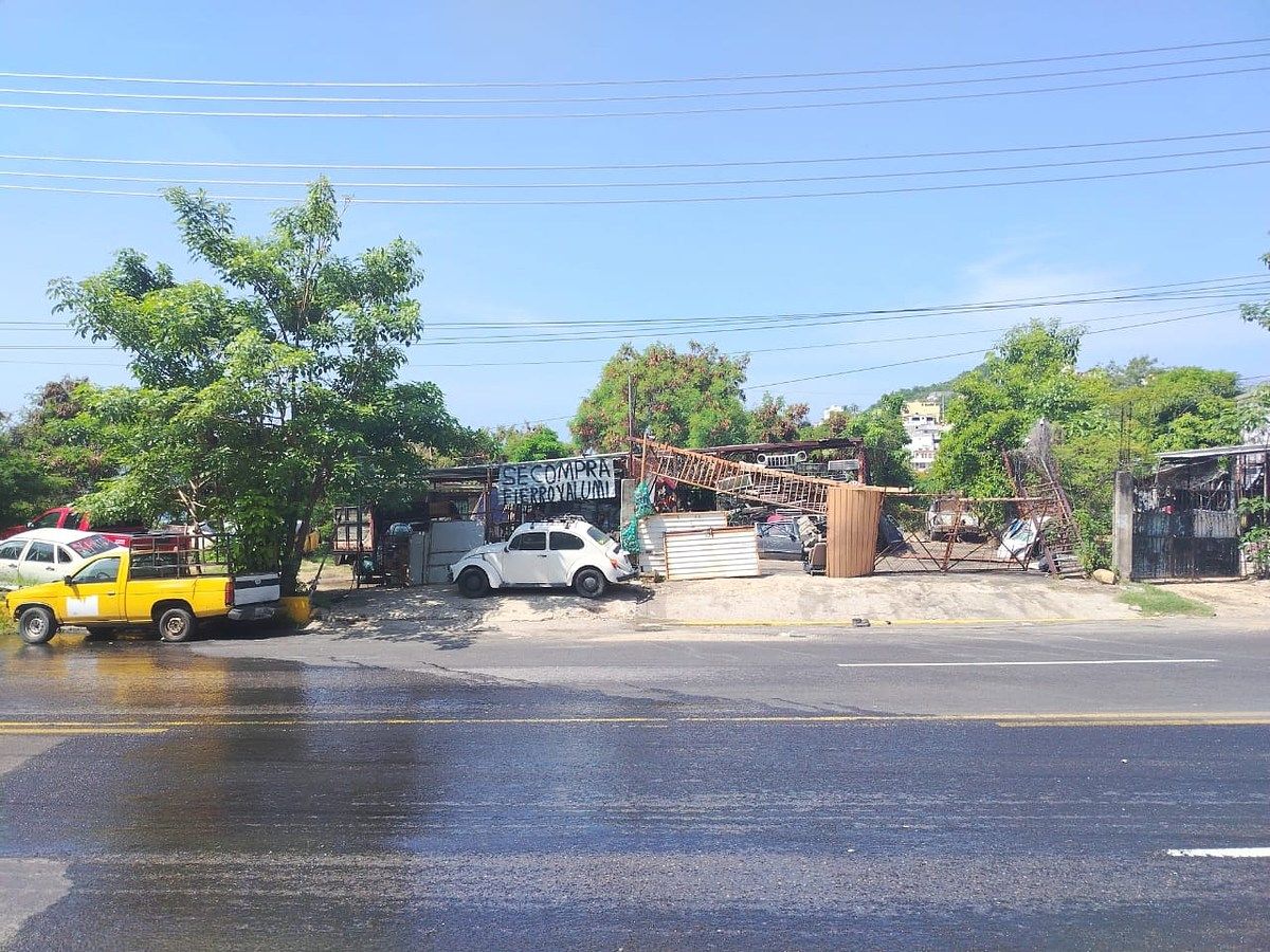 Terreno en Mozimba sobre carretera, photo 1 of 4
