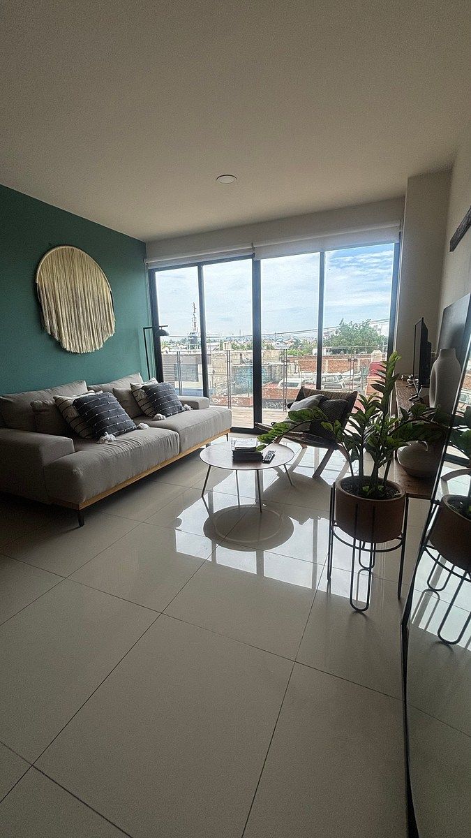 Departamento amueblado en renta, foto 1 de 10