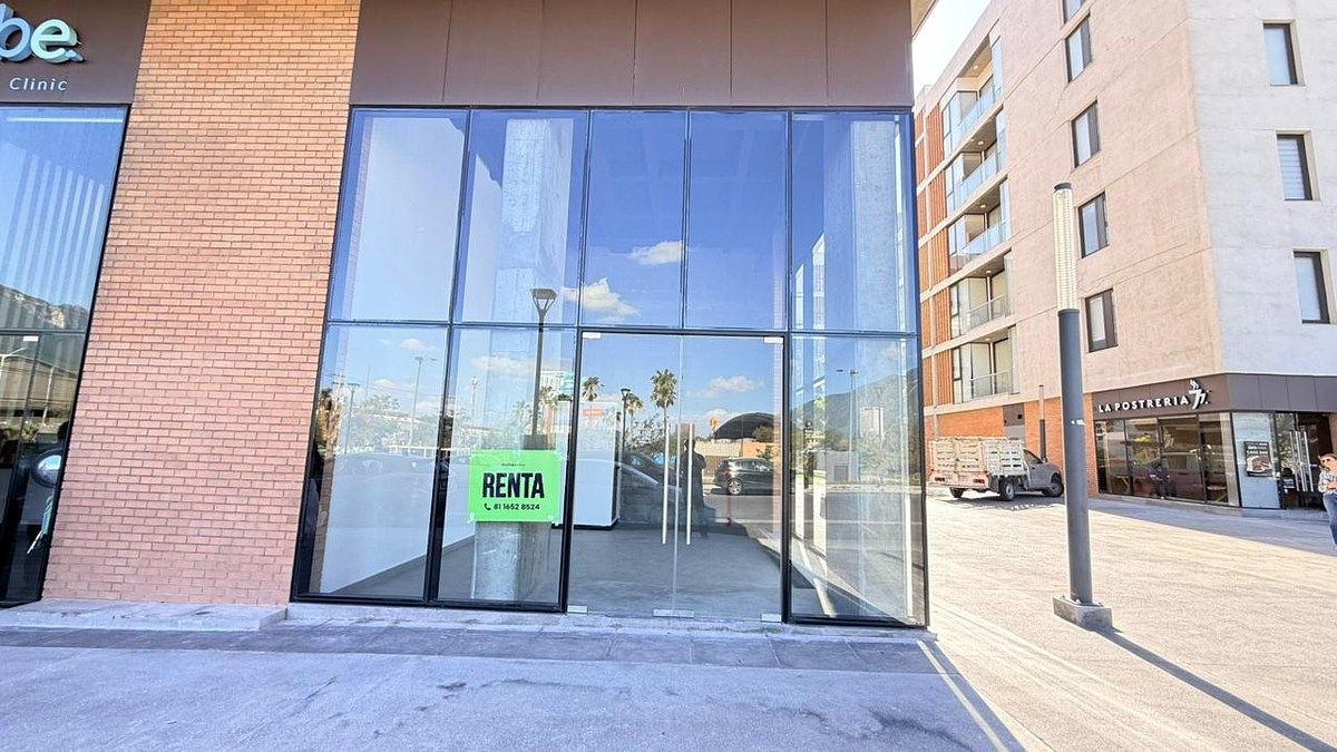 Local comercial en El Lechugal, Santa Catarina, foto 2 de 11