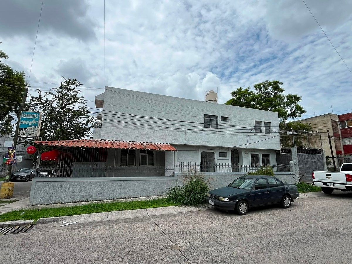 Casa em Arcos de Zapopan 1a. Sección, Zapopan, foto 2 de 26