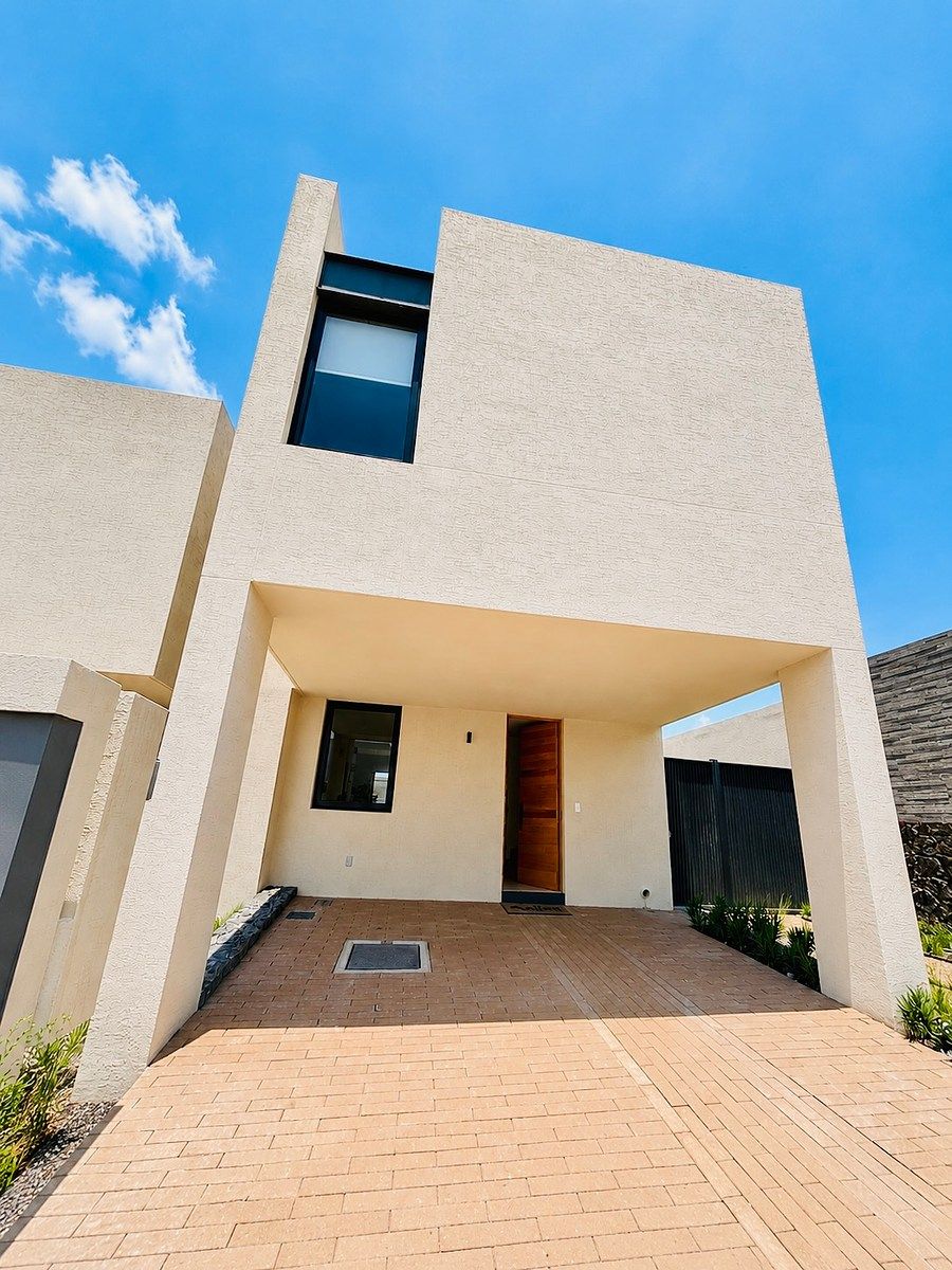 Casa en Venta con Cochera Techada en Zibata Queretaro, foto 1 de 16
