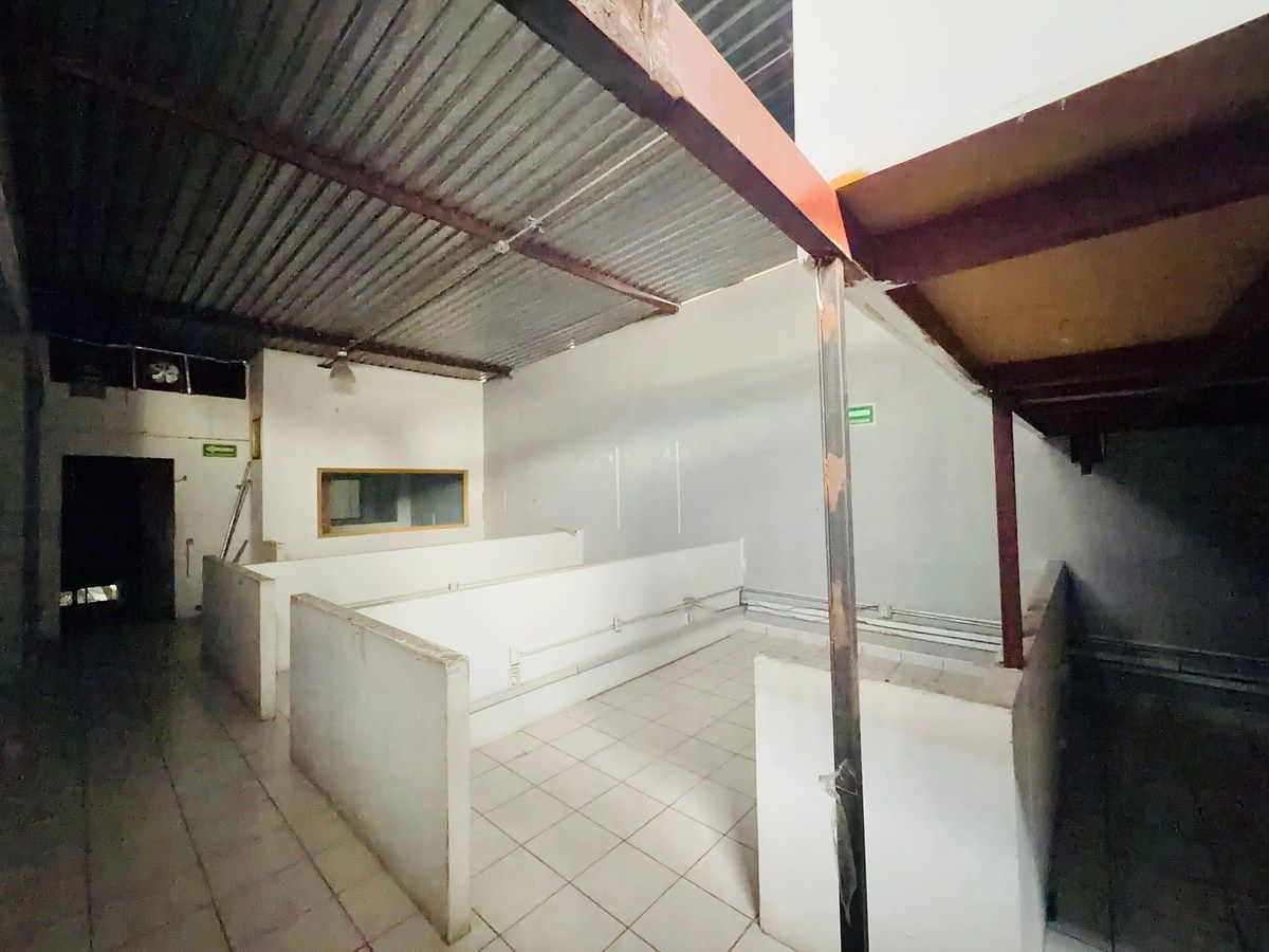 Bodega comercial en Juventino Rosas, Iztacalco, foto 5 de 13