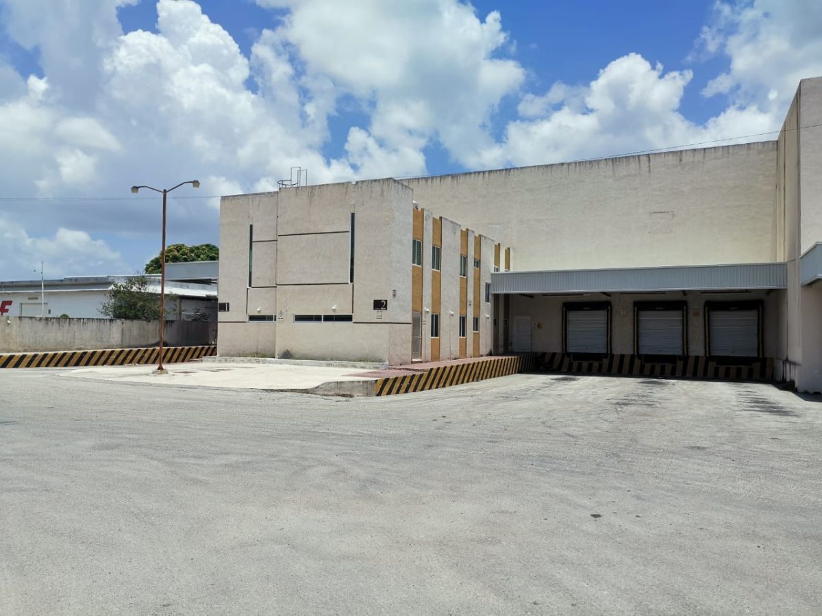 BODEGA  EN RENTA 4800M2  MERIDA A UMAN YUCATAN, photo 1 of 6