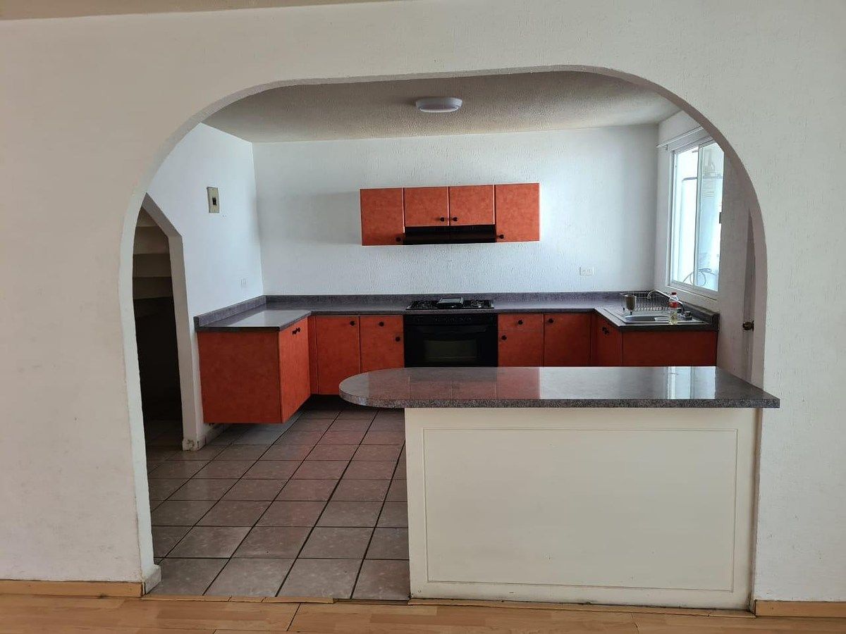 House in Gated Community in Palmares, Querétaro, photo 2 of 11
