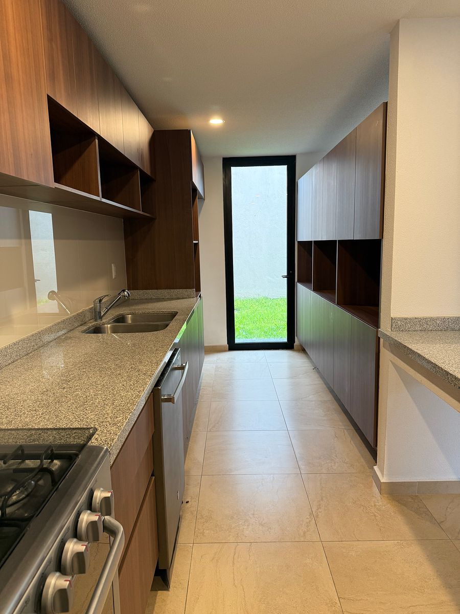 House in Zákia, El Marqués, photo 3 of 14