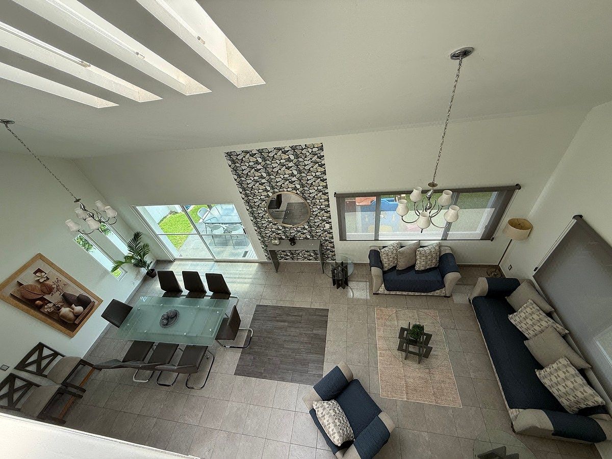 Venta de casa en lomas de Cocoyoc, foto 1 de 50
