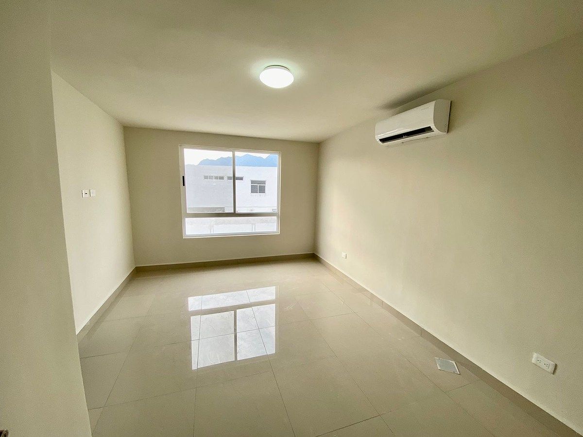 House in Cumbres Lux, García, photo 7 of 18