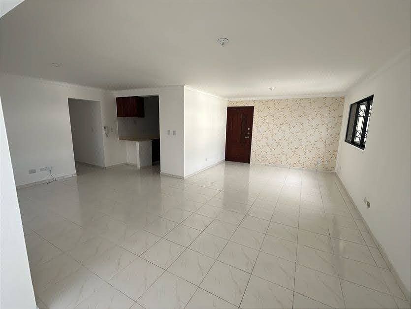 LAS PRADERAS: Alquilo Apartamento en Las Praderas, a pasos de Jumbo Las Praderas, foto 1 de 23