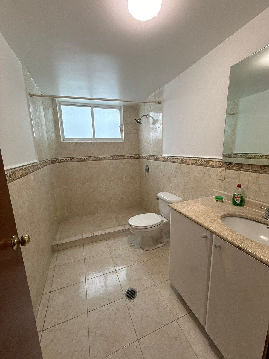 Renta de bonito departamento en la Roma $38,000.00, foto 1 de 21