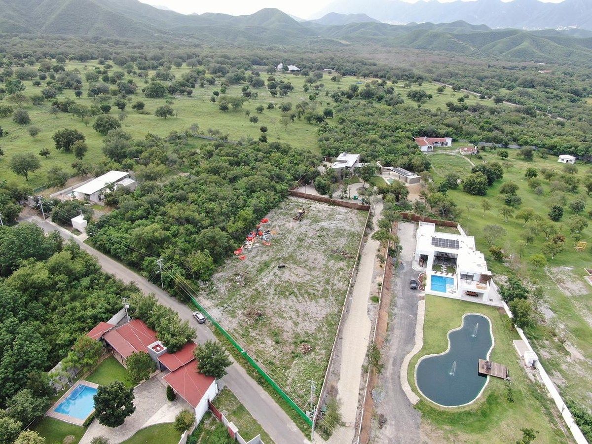 Terreno con Vista Panorámica a la Sierra Madre El Barrial, Santiag, foto 1 de 5