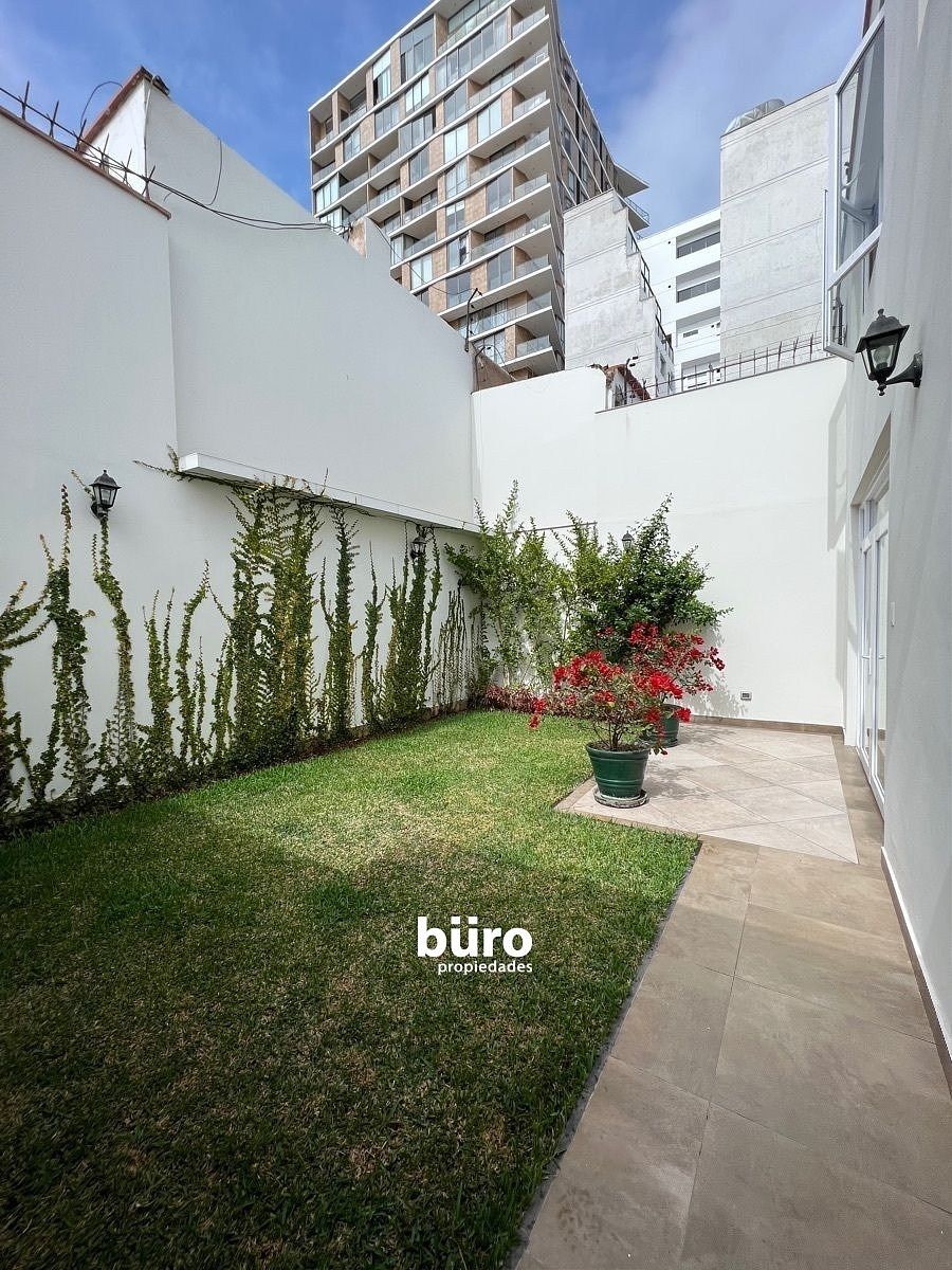 Casa en Miraflores, Lima, foto 2 de 21