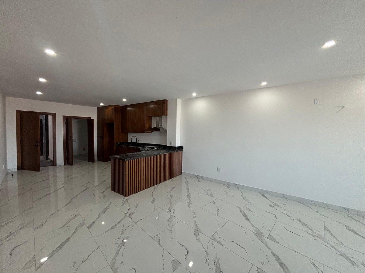 Apartamento de 3 Quartos de 119 m2 em Pré-Aluguel em Lomas de Aguacaliente, foto 1 de 23
