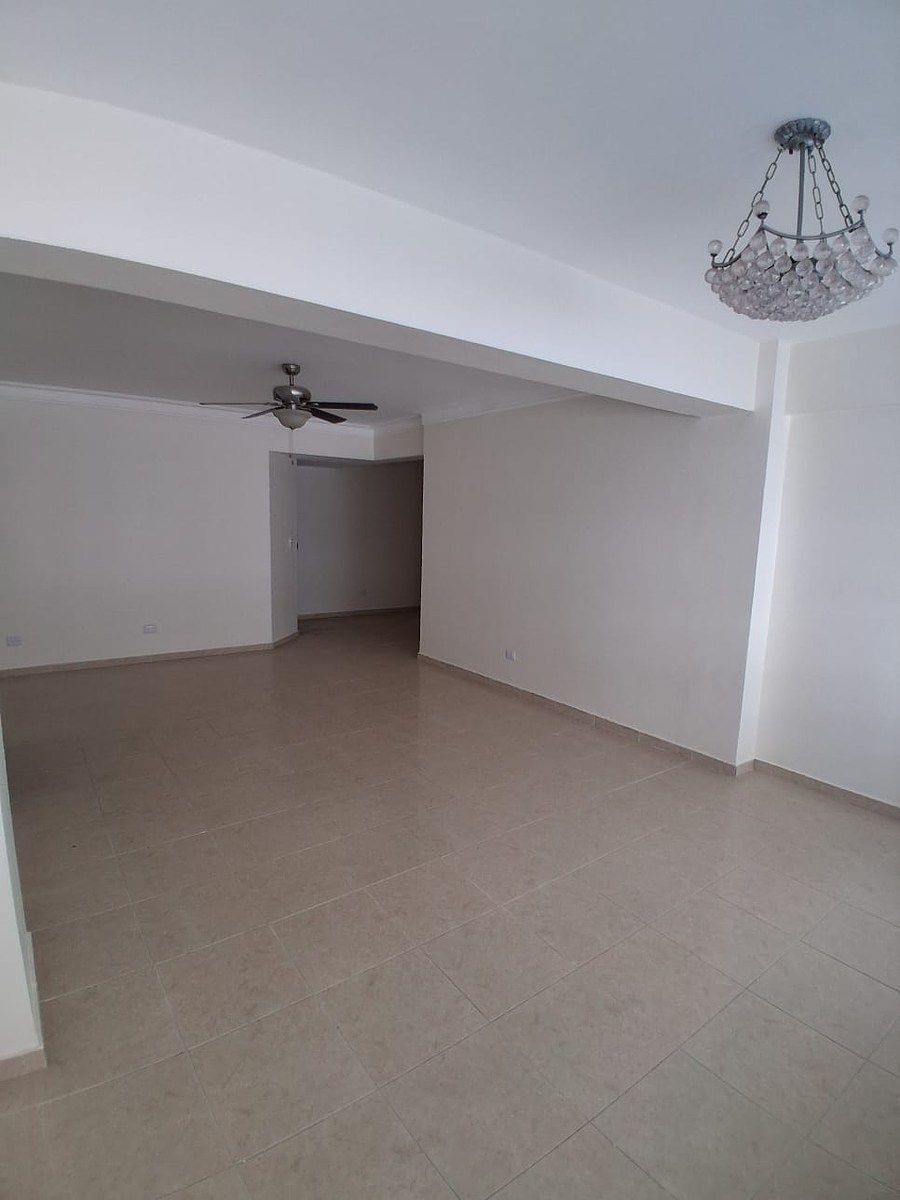 Apartamento en Evaristo Morales, Santo Domingo Centro (Distrito Nacional), foto 3 de 10